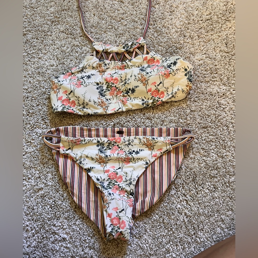 O’Neil reversible swimsuit